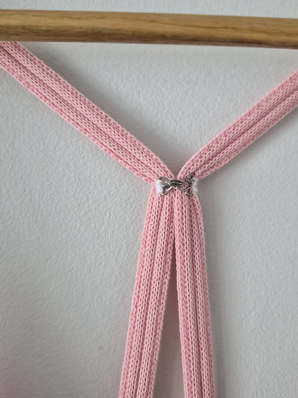 Pink Ribbed V-Neck Strappy Tank Top - Picture 2 of 7